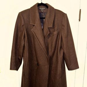 Donnybrook double breasted envelope collar coat - 100% wool.